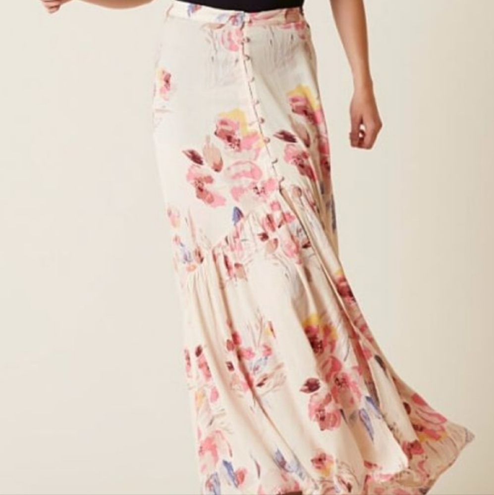 Billabong Cream Floral Maxi Skirt with Pink and Blue Accents - Picture 12 of 12
